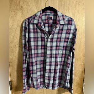 Untuckit Men’s Small Slim Fit Flannel Shirt